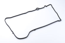 Load image into Gallery viewer, Spoon Valve Cover - (FK7)