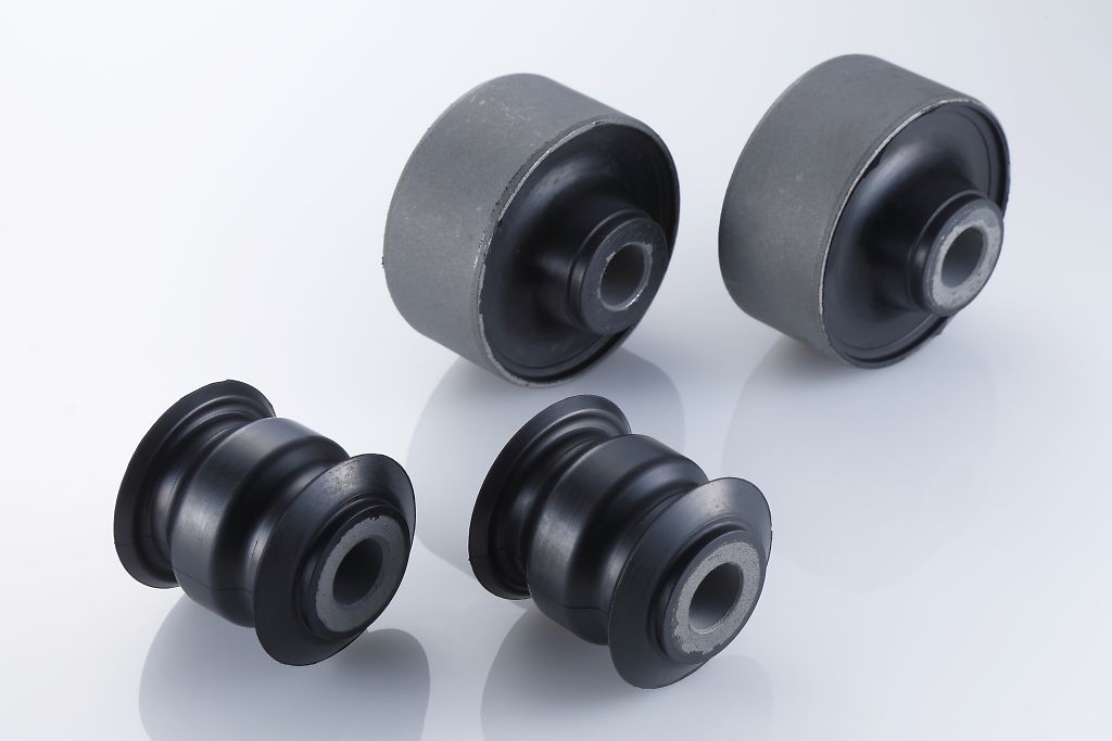 Spoon Front Lower Arm Bushing Set