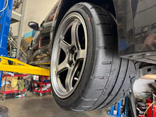Load image into Gallery viewer, AME TRACER GT-V 18x10.5 5X114.3 +25 Matte Hyper Silver (4 pcs SET)
